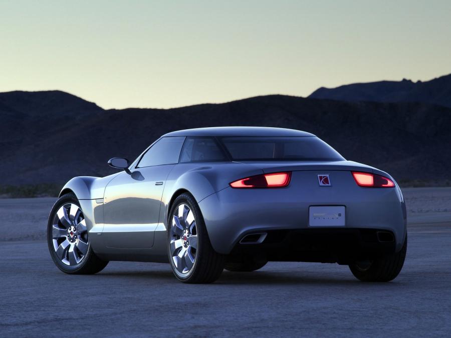  Saturn Curve Concept 2004 года  (фото 14 из 16)